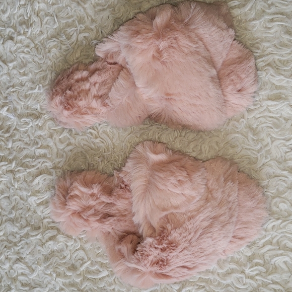 Cross Band Pink Fluffy Soft Slippers Large 9 / 10 - Picture 9 of 12